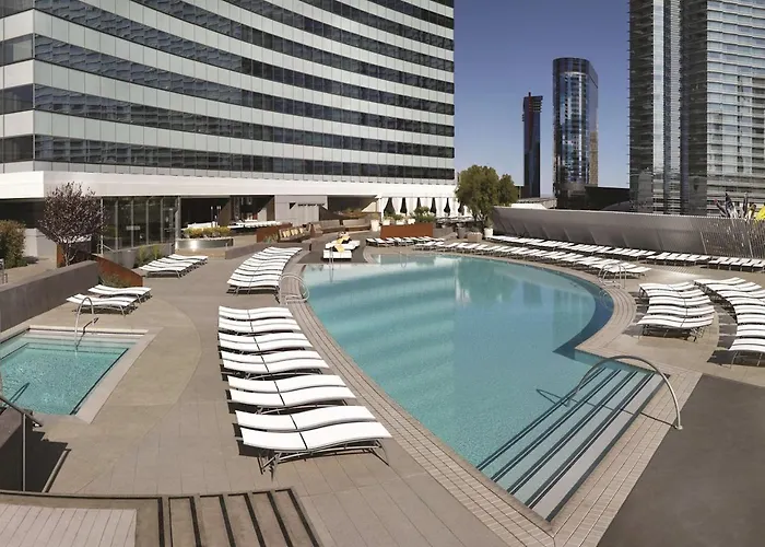 Luxury hotel only: Vdara Studio Suite 011 Pool View Free Valet Parking