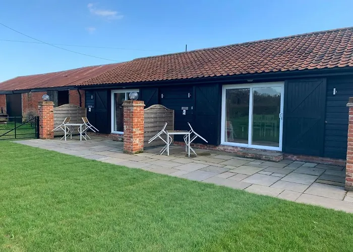 Private Villa: Plumptons Farm Holiday Lodges