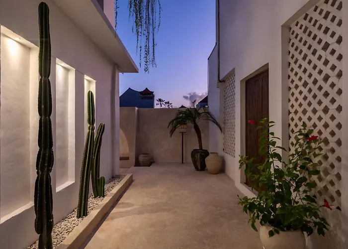 Villa Kenza By Orivista - 4 Bedrooms Villa Canggu