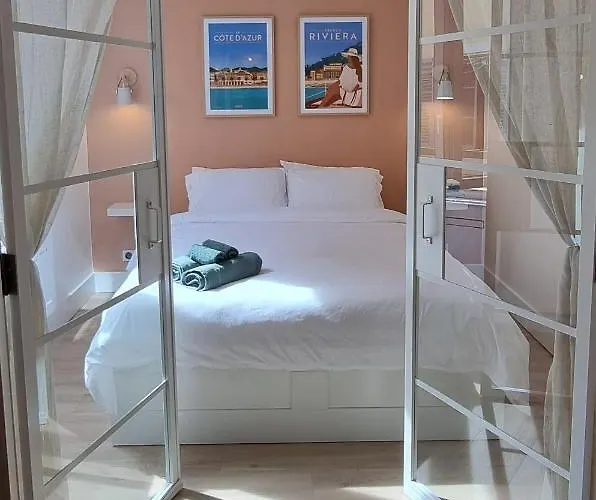 Location de vacances: Charming Appartement in Vieux Nice