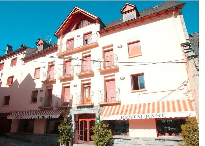 Hotel cerca del colegio: Hotel Turrull