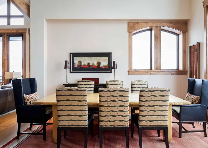 4 star hotel: The Hythe, A Luxury Collection Resort, Vail