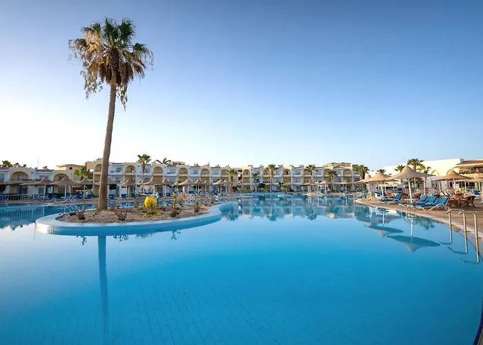 Resort: Jaz Palmariva Beach