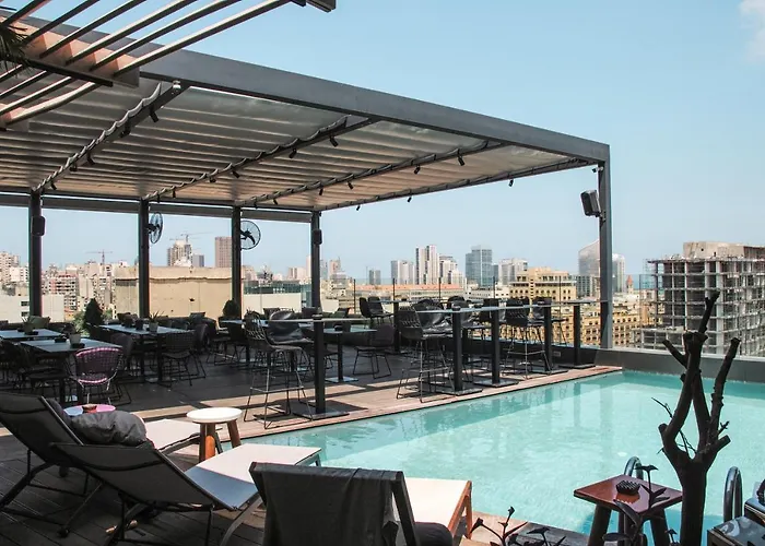 Hotel with pool: O Monot Boutique Hotel Beirut