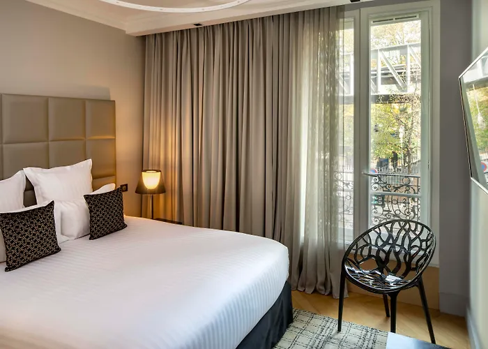 Hotel que aceita animais de estimação: First Hotel Paris Tour Eiffel