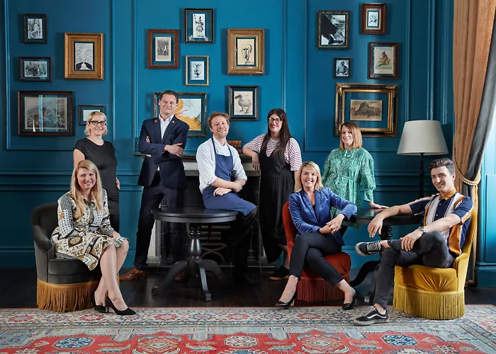 Hotel with pool: Kimpton Charlotte Square By Ihg