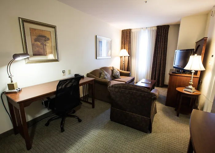 Cheap hotel: Staybridge Suites Austin Airport By Ihg