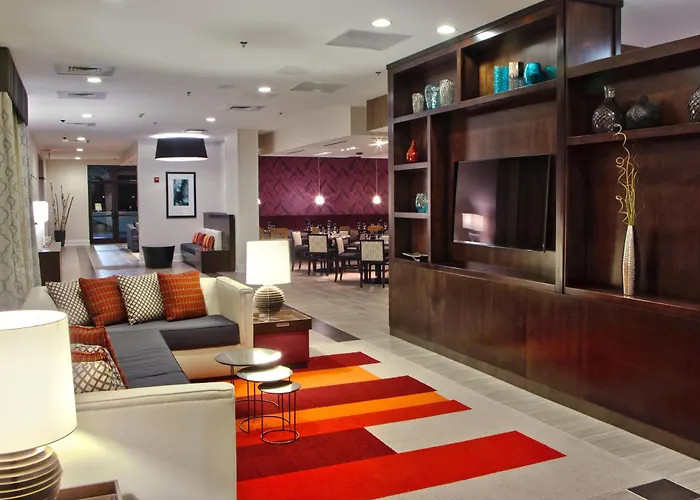 Holiday Inn Airport By Ihg