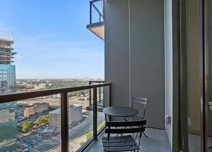 Midtown Luxury