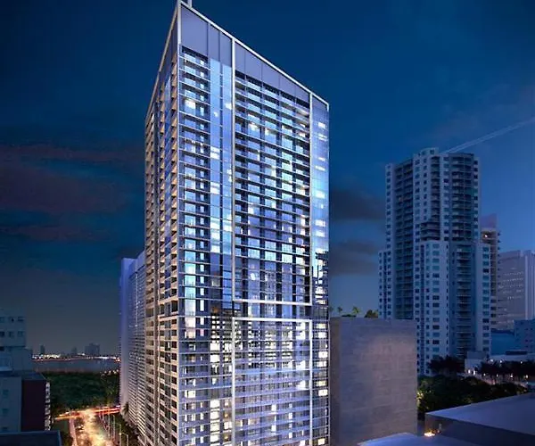 Pet Friendly hotel: Downtown Miami Suites