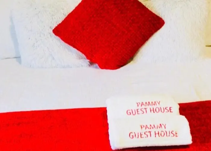 Cheap hotel: Pammy Guest House