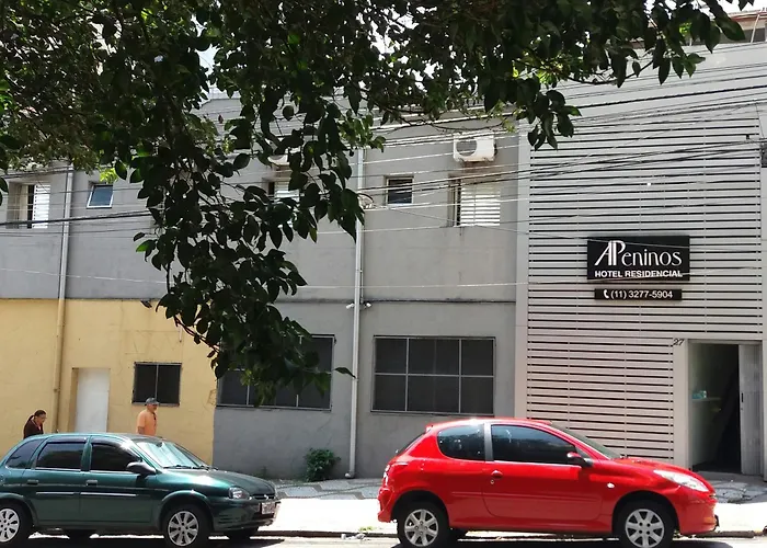 Hotel do aeroporto: Apeninos Suites Basicas