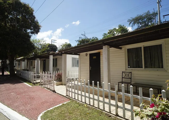 Pet Friendly hotel: Forest Crest Nature Hotel And Resort Powered By Aston