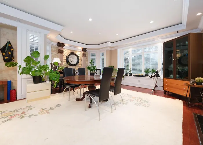 Oakridge Luxury