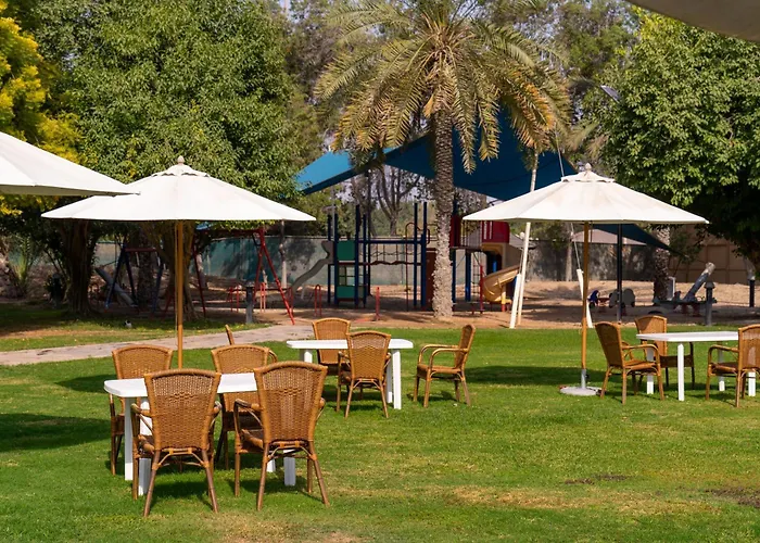 Hotel with Tennis: Estay Hotel
