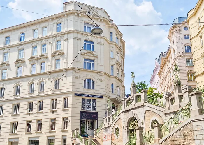 Mozart - Newly Renovated