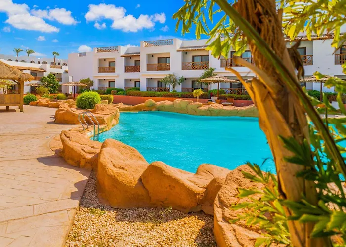 Pet Friendly hotel: Domina Coral Bay Resort, Diving , Spa & Casino