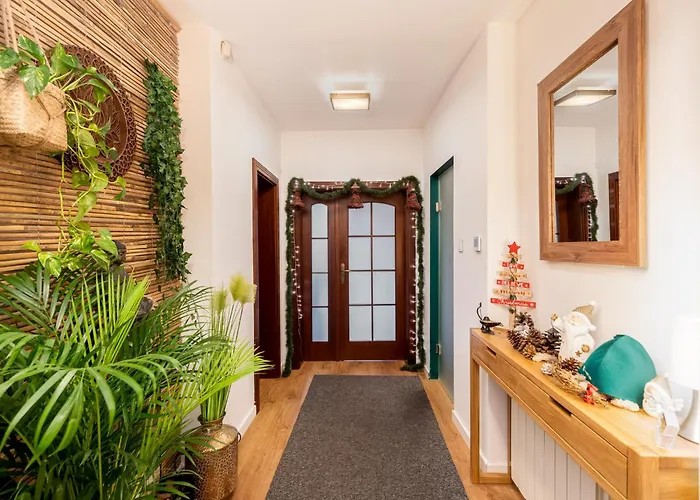 Emerald Spa Guest House