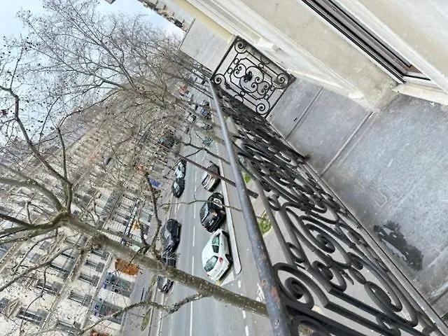 Appartement: Sci Immo Voltaire