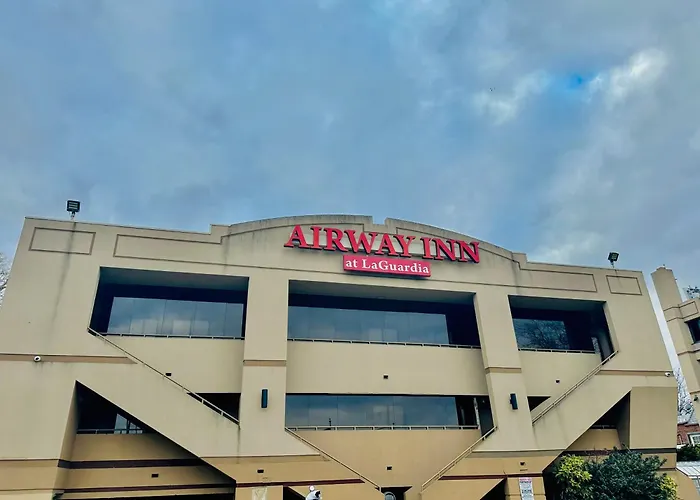 Beach hotel: Airway Inn