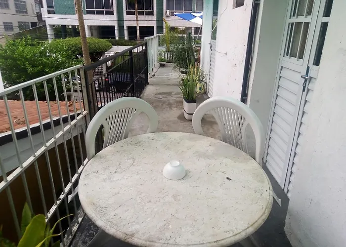Alojamento com o café da manhã Apenas: The Place Hostel