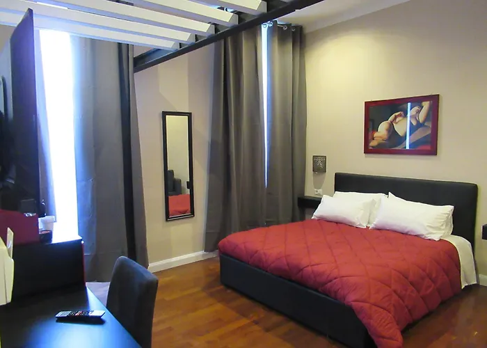 Imperial Forum Relais