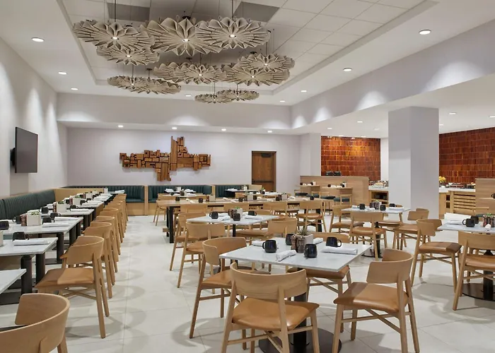 Hotel: Sheraton Denver Downtown Hotel