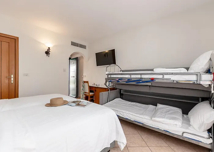 Hotel Con Piscina Naxos Resort By Icon Blue