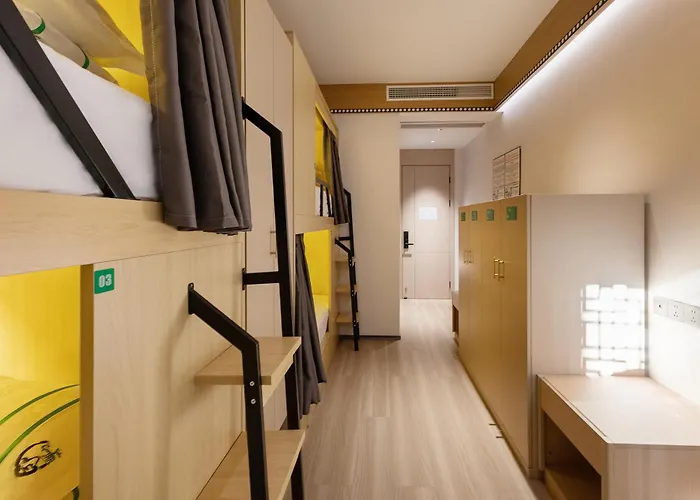 Design hotel Xishu Garden Inn 熙蜀 - Travel Agency Service - English Speaking