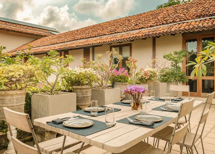 B&B only: Ishq Colombo