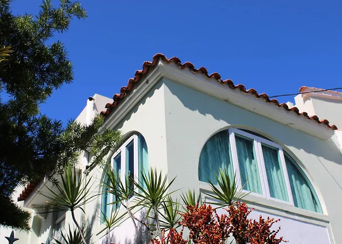 Numero Uno Beach Apartments