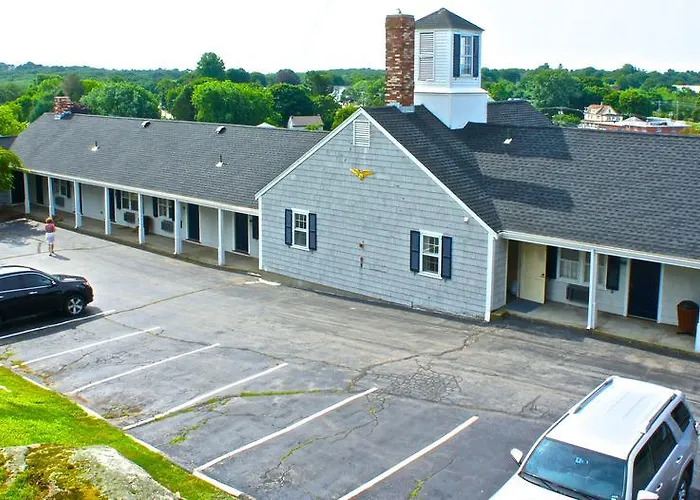 B&B only: Inn At Mystic