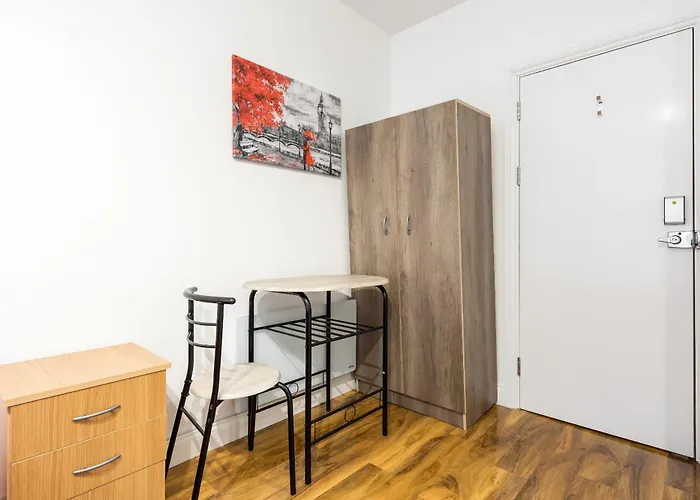  City Rooms