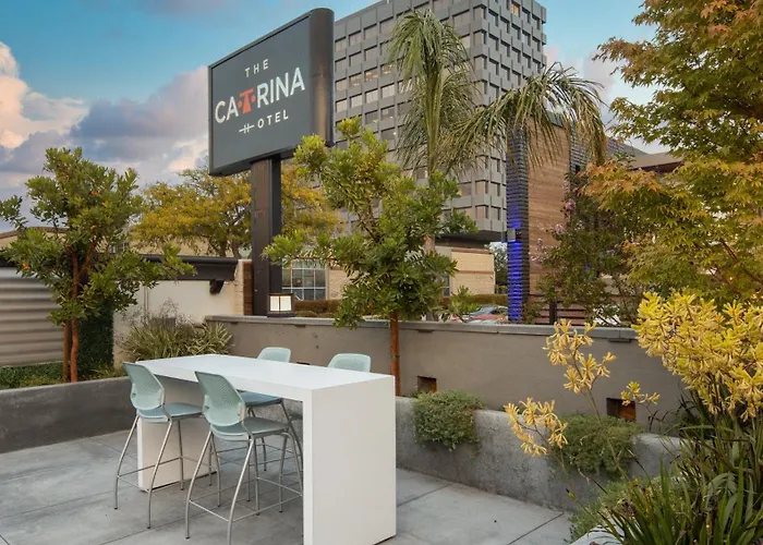 Cheap hotel: The Catrina Hotel