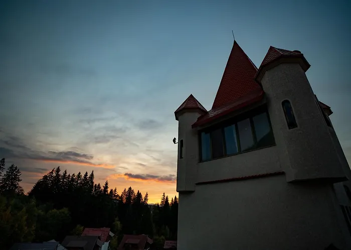 Сity center hotels House Of Dracula