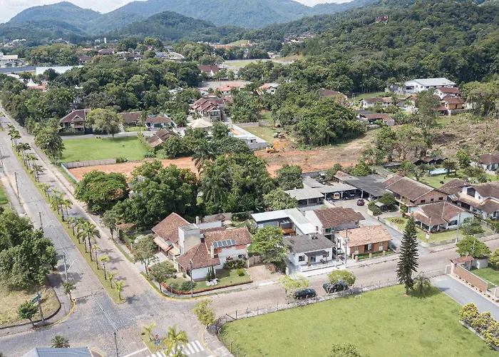 Alojamento com o café da manhã Apenas: Suítes Container
