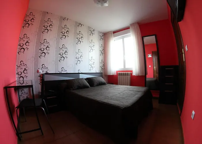 Central hotel: Pr Plaza De Galicia