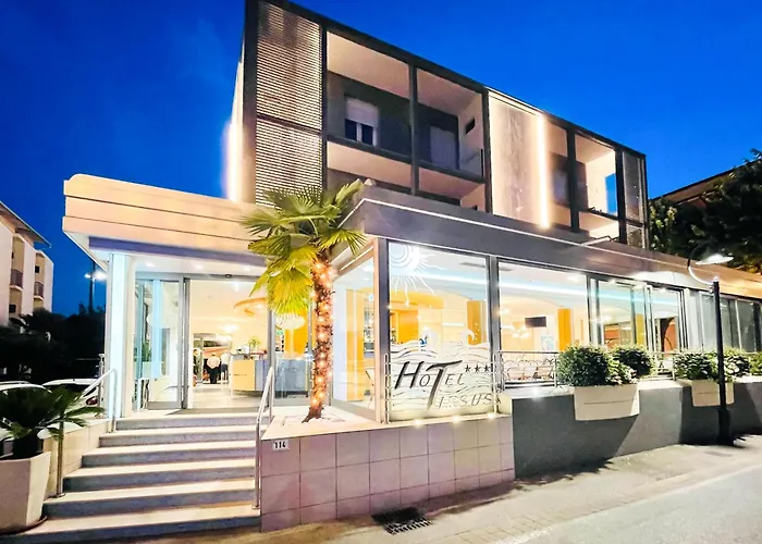Hotel con golf: Hotel Tirsus