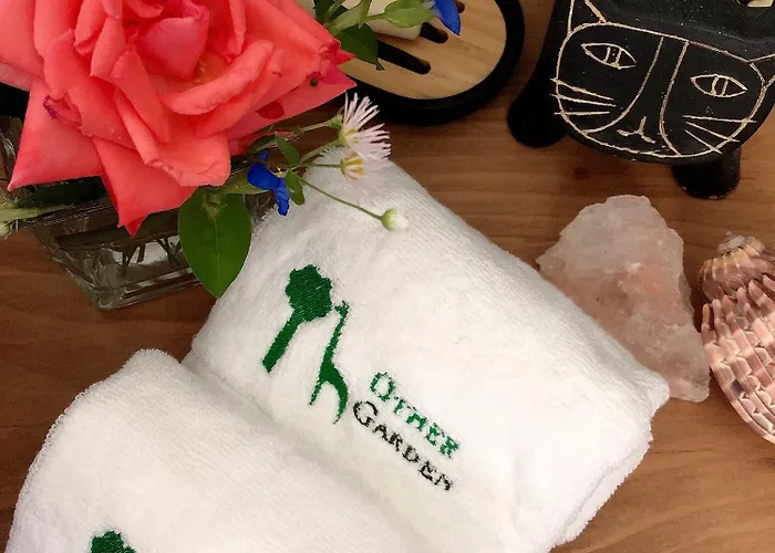 Other Garden - Luxury Bed And Breakfast