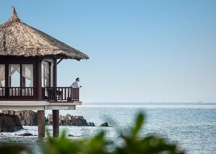 Waterpark hotels Vinpearl Luxury Nha Trang