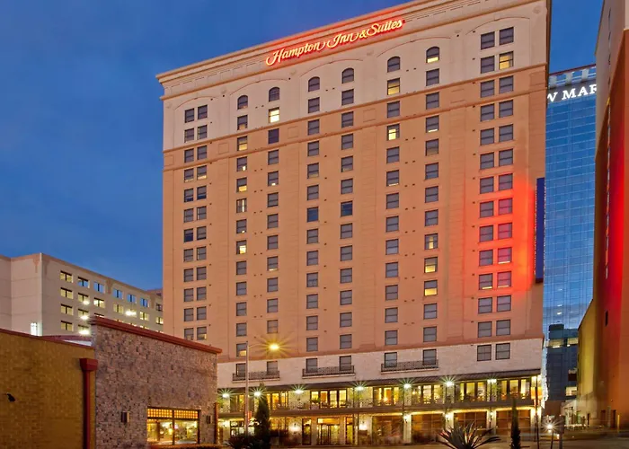Hampton Inn & Suites Austin - Downtown