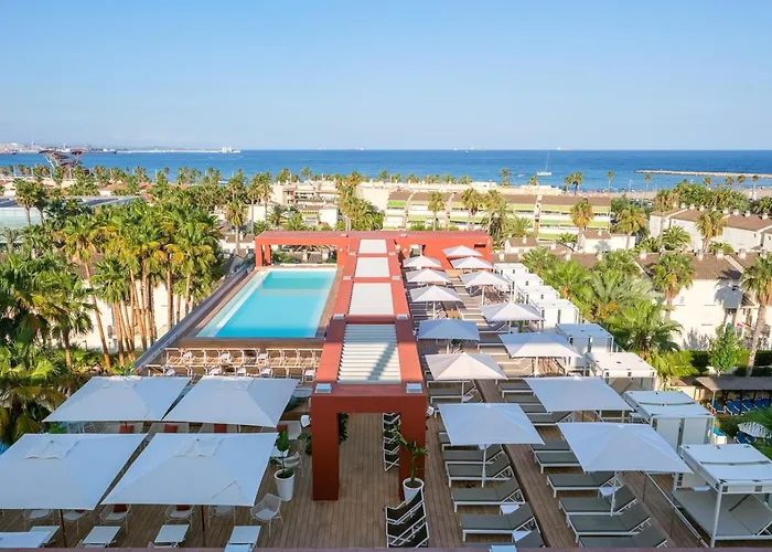 Hotel con tenis: Estival Park Almaris