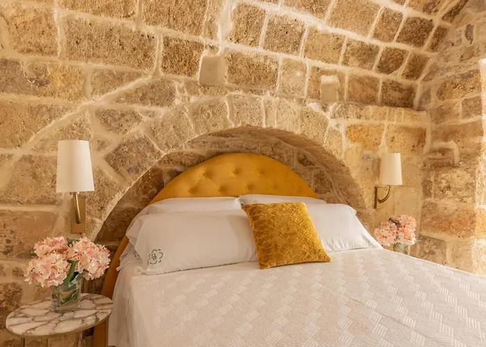 Hotel Jacuzzi: Dimore di Brando Vico Gelso