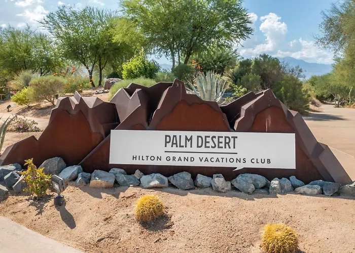 Hotel with Tennis: Hilton Grand Vacations Club Palm Desert