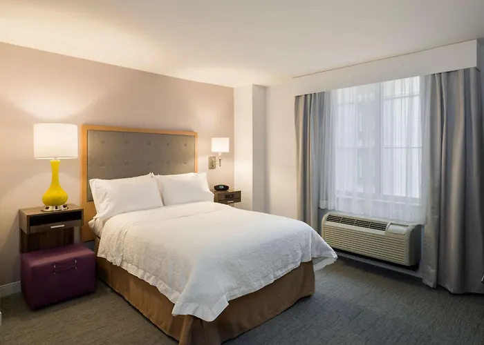 3 star hotel: Hampton Inn Manhattan - Times Square South