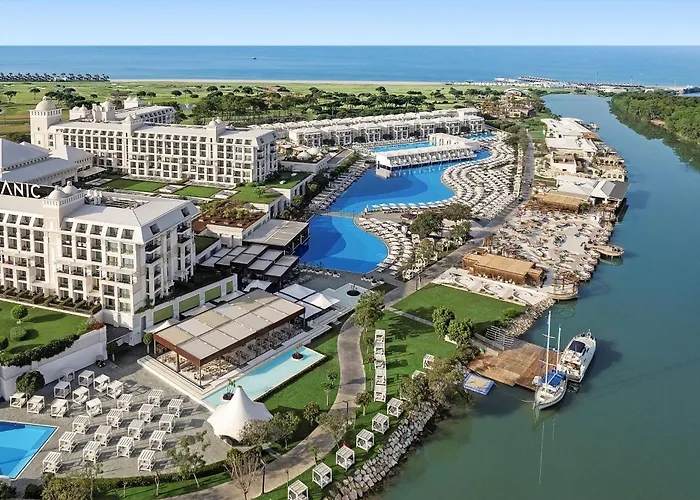 Hotel with Tennis: Titanic Deluxe Golf Belek