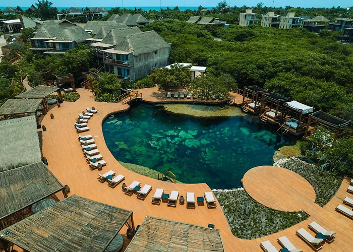 Hotel 5 Estrellas Shibari - Restaurant & Cenote Club