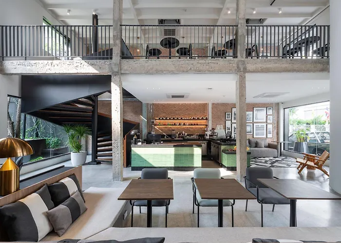 Hôtel 4 étoiles: Lilit Bang Lumphu Hotel