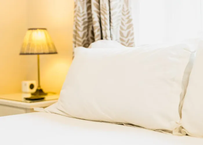 3 star hotel: Cragwood Guest House