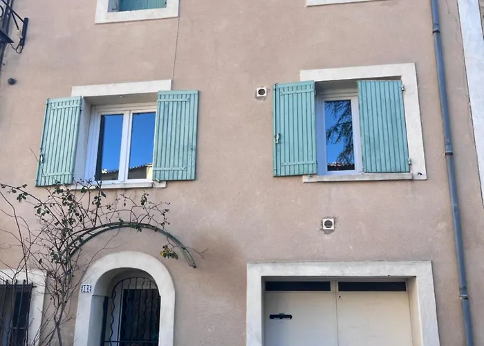 Villa: Via Venaissia